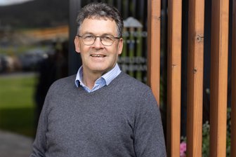 Oberwiesenthaler für sein Lebenswerk ausgezeichnet - Dem Oberwiesenthaler Hotelier Jens Ellinger wurde eine besondere Ehre zuteil.