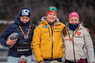Oberwiesenthals Langlauftrainer beim Deutschlandpokal nicht mit allen zufrieden - Charlotte Böhme vom SV Stützengrün siegte am Arbersee vor Alexandra Danner vom SC Lenggries und Kim Hager vom SC Gefrees.
