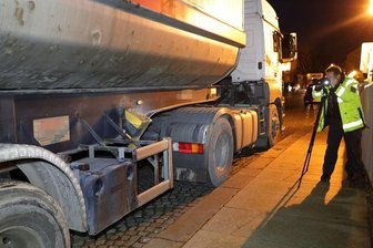 Oederan: Tödlicher Unfall - Frau von Laster erfasst -