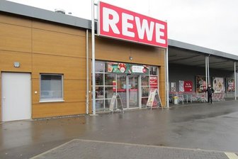 Oelsnitz/V.: Supermarkt nach Böller-Attacke zu -