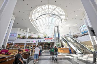 Offene Rechnungen? Versorger droht Neefepark in Chemnitz mit Trinkwasser-Stopp - Das Einkaufszentrum Neefepark gehört zu den größten Shopping-Galerien in Chemnitz. Seit seiner Eröffnung vor mehr als 25 Jahren wechselte es mehrfach den Besitzer.