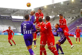 Offensiv zu harmlos: Erzgebirge Aue verliert gegen Düsseldorf - 