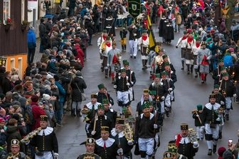 Ohne Masken und 3G: Was Gäste auf Weihnachtsmärkten erwartet - Gibt es wieder einen Besucheransturm auf den Weihnachtsmarkt in Seiffen? Die neuen Corona-Regeln machen zumindest Hoffnung. 