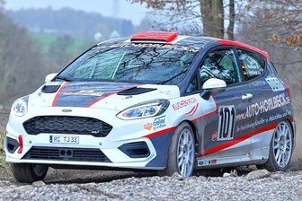 Ohne Unfall und Motorschaden: Platz 1 ist der Lohn - Horlbecks Ford Fiesta kam diesmal durch.
