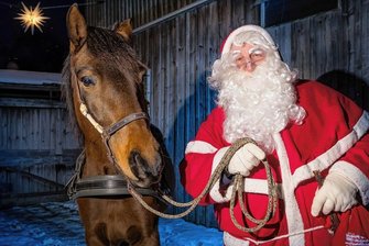 Olbernhau: Wenn der Weihnachtsmann den Osterhasen vertreten muss - Rolf Fischer ist seit 50 Jahren als Weihnachtsmann unterwegs ...