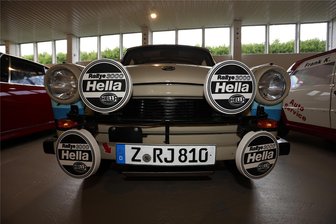 Oldtimermuseum Culitzsch: Sonderschau „Motorsport in der DDR“ wird verlängert - Trabis waren in der ehemaligen DDR sehr beliebte Rennautos.