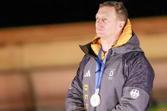 Olympia-Goldjunge Francesco Friedrich sucht Trost: „Silber sieht verdammt gut aus“ - Der aus Sachsen stammende Bobfahrer Francesco Friedrich holte bei Olympia bereits viermal Gold. Nun musste er sich zum ersten Mal mit Silber zufriedengeben.