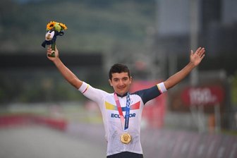 Olympia-Kolumne: Carapaz-Sieg ist ein Spiegelbild der WM - Der Tour-de-France-Dritte Richard Carapaz aus Ecuador gewann Gold im olympischen Straßenradrennen.