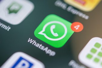Online-Betrug: Wie ein 41-jähriger Mann aus Zwickau rund 150.000 Euro verliert - Nach einer Einladung in eine Whatsapp-Gruppe folgte der Online-Betrug. Ein Mann aus Zwickau verlor 150.000 Euro.