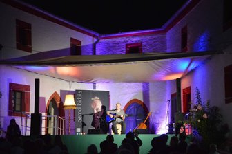 Open-Air-Konzert mit Bernd Birbils zur Nacht der Schlösser auf der Rochsburg -