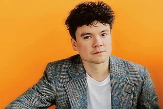 Oper Chemnitz: Suche nach Generalmusikdirektor schwerer als gedacht - Der Münchner Dirigent Elias Grandy wird 2023/2024 Conductor in Residence in Chemnitz. 