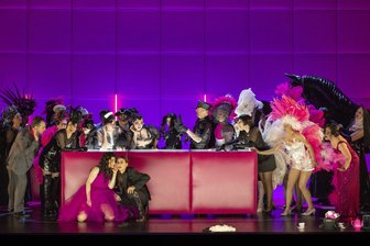 Opernpremiere in Chemnitz: Der Wald, ein Sado-Maso-Klub -