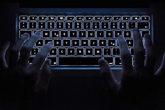 Ordnungsgeld gegen rechtes Onlineportal verhängt - Symbolbild