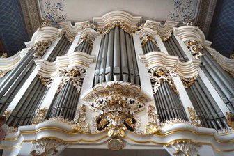 Orgel und Mundart in der Christophorikirche Hohenstein-Ernstthal - Am Reformationstag erklingt die 100 Jahre alte Orgel in der St. Christophorikirche.