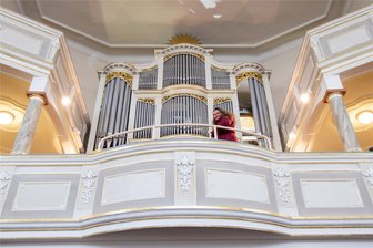 Orgelmusik in fünf Plauener Kirchen an einem Abend - Auch die Orgel der Lutherkirche Orgel erklingt zur Orgelfahrt am Samstag, wie Kantorin Susanne Häußler informierte.