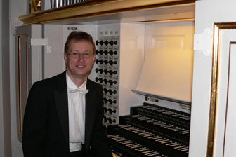 Orgelspaziergang in Zschorlau: Von Vivaldi bis Joplin - Martin Strohhäcker spielt zum Zschorlauer Orgelspaziergang an vier verschiedenen Instrumenten.