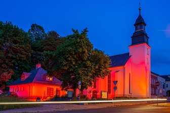 Ort für Konzerte, Kunst und Hochzeiten im Vogtland schließt: Viele Fragen zum Neuanfang der Göltzschtalgalerie offen - Die Göltzschtalgalerie Nicolaikirche in Auerbach schließt zum Jahresende und wechselt den Betreiber. Wann sie wieder öffnet, ist noch unklar.