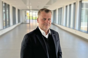 Orthopädie unter neuer Leitung - Prof. Dr. med. Eric Röhner - Leiter der Orthopädie am HBK