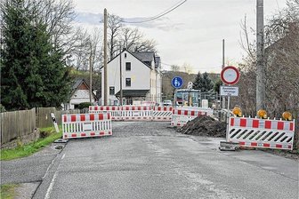 Ortsdurchfahrt im Wildenfelser Ortsteil Schönau ist ab Freitag wieder frei - In Schönau soll die Baustelle auf der Ortsdurchfahrt am Freitag Geschichte sein. 