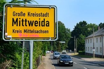 Ortseingangsschilder besprüht - Zeugen gesucht -