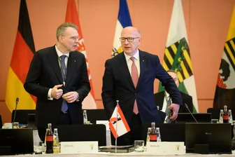 Ost-Regierungschefs beraten über Luft- und Raumfahrt - Die Ministerpräsidenten der ostdeutschen Länder kommen zu einer Sonderkonferenz im Rahmen der ILA Berlin zusammen.