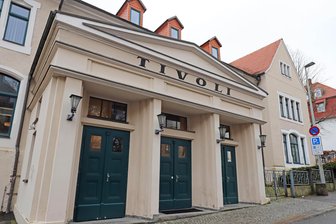 „Osten! Habt ihr noch Fragen?“: Interaktiver Podcast im Tivoli Freiberg verschoben - Der interaktiver Podcast , der für den 14. März im Tivoli Freiberg geplant war, wird verschoben.