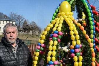 Osterbrunnen soll Mut machen - 