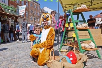 Ostermarkt lockt Besucher an -