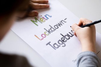 Pandemiefolgen für Kinder: So steuert Mittelsachsen gegen - Kinderschützer schlagen Alarm: Die Coronakrise hat vieles von dem eingeschränkt, was Kinder und Jugendliche brauchen, um ein gutes und zufriedenes Leben führen zu können. Der Landkreis Mittelsachsen will deshalb Projekte fördern, die die Folgen abfedern. 