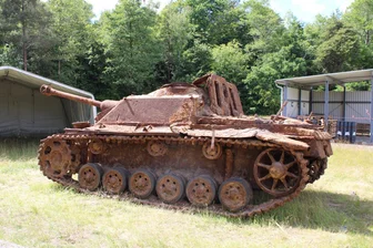 Panzerfahrzeug gefunden - Wo das Wrack ausgestellt wird - Das Wrack aus dem Zweiten Weltkrieg soll ausgestellt werden.