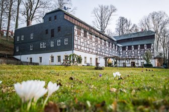Papiermühle im Erzgebirge will Welterbe werden: Warum dafür Mitarbeiter jetzt Archive durchsuchen - Die Papiermühle in Niederzwönitz soll Weltkulturerbe werden.