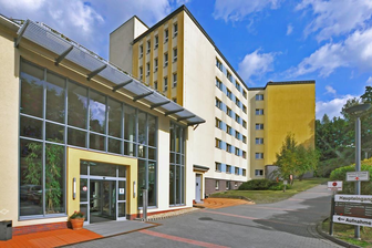 Paracelsus-Klinik in Reichenbach insolvent: Was der künftige Landrat dazu sagt - Die Paracelsus-Klinik Reichenbach.