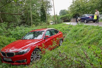 Paradiesbach-Brücke in Crimmitschau: Schon wieder hat es an der Engstelle gekracht - An der Engstelle hat der Verkehr aus Richtung Meerane Vorrang. Trotzdem hat es gekracht.