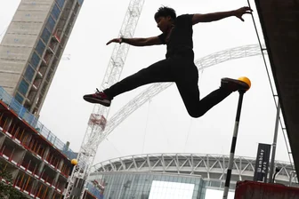 Parkour-Workshop und Sommerkino versüßen Ferien in Reichenbach - Zu Parkour-Workshops lädt das Neubernhaus in den Sommerferien ein.