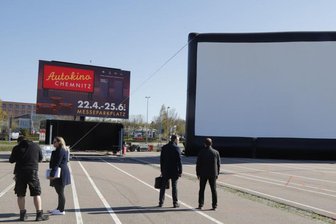 Parkplatz an der Messe Chemnitz wird zum Autokino - Der Parkplatz 2 an der Messe soll zum Autokino werden.