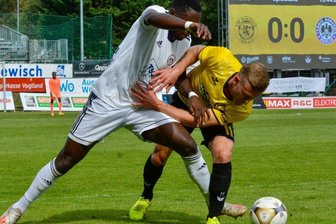 Partie zwischen VfB Auerbach und Tennis Borussia Berlin endet 1:1 - Der VfB Auerbach hat sich in der Fußball-Regionalliga wortwörtlich in letzter Sekunde einen Punkt gerettet.