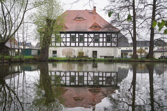 Party, Tanz und Folkmusik: Fest im Herrenhaus Vielau - Das Herrenhaus in Vielau ist denkmalgeschützt und gehört zu den Kleinoden der Gemeinde Reinsdorf.