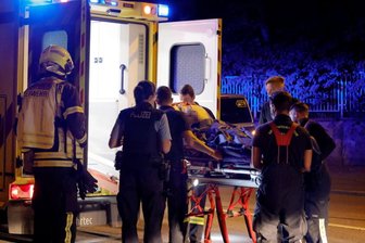 Passanten retten Rentner aus Schlossteich -