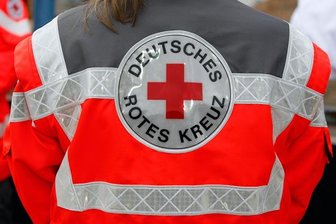 Passantin entdeckt Toten an Gebüsch in Freiberg - 