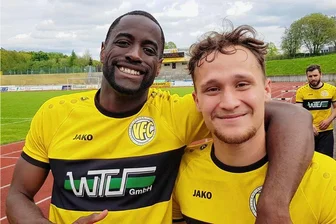 Paukenschlag beim VFC Plauen: 45-Tore-Sturm verlässt den Verein - Sie haben zusammen 37 Tore für den VFC erzielt, verlassen jedoch Plauen: Christopher Bibaku (links) und Lucas Will (rechts).