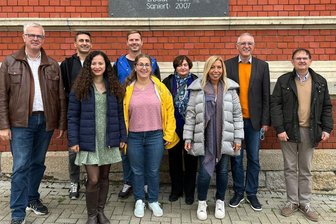 Pausaer Schule schaut über den Tellerrand: Warum Gäste aus Italien, Spanien und der Türkei jetzt in der Erdachsenstadt waren - Die Pausaer Delegation mit den internationalen Gästen.