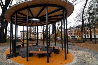 Pavillon im Frankenberger Friedenspark mehr als doppelt so teuer - Neuer Pavillon im Friedenspark in Frankenberg
