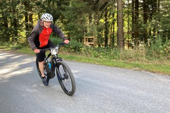 Pedalritter küren am Auersberg im Erzgebirge ihren neuen König - Auch Markus Noel aus Sosa hat schon beim Krönungsrennen am Auersberg mitgemacht.