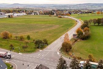 Pendler aufgepasst: Wichtige Bundesstraße im Erzgebirge soll schon bald für mehrere Monate gesperrt werden - Ein mehr als drei Kilometer langer Abschnitt der Bundesstraße 101 (im Foto die Kreuzung Heinzebank) soll erneuert werden.