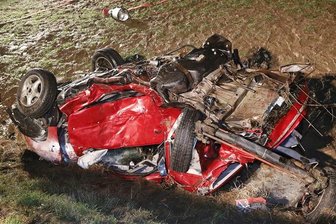 Penig: 22-Jähriger stirbt bei Unfall auf B 95 -
