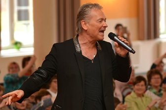 Penig: Berger und Bürger unterhalten ihr Publikum - Olaf Berger begeisterte das Publikum im Kultur- und Schützenhaus.