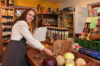 Penig: Hainich's Hofladen kreiert Eis nach italienischem Rezept - Caterina Münch ist für den Hofladen verantwortlich. 
