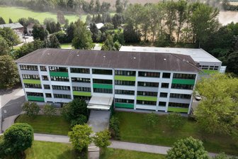 Penig nutzt die Sommerferien für Bauarbeiten in den Schulen - In der Peniger Oberschule werden während der Ferien unter anderem Fenster ausgetauscht.