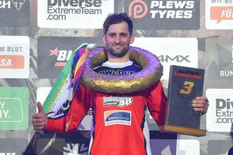 Peniger Enduropilot Edward Hübner stürmt beim Heimrennen aufs Podest - Edward Hübner wurde in seiner Klasse in Riesa Dritter – und nimmt nun die zwei weiteren Läufe in Rumänien und Bulgarien noch in Angriff.