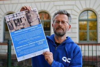 Peniger Initiative zeigt bewegende KZ-Häftlingsgeschichten: „Die Ausstellung gibt den Frauen ein Gesicht“ - Eine Ausstellung zur Geschichte des KZ-Außenlagers Penig wird zum Gedenken an den 80. Jahrestag der Befreiung in der Aula des Freien Gymnasiums Penig gezeigt. Ringo Gründel ist einer der Initiatoren.